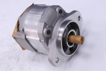 Hydraulic Pump for Komatsu Dozer D31A-20 D31E-20 Replace Part Number 7051233110